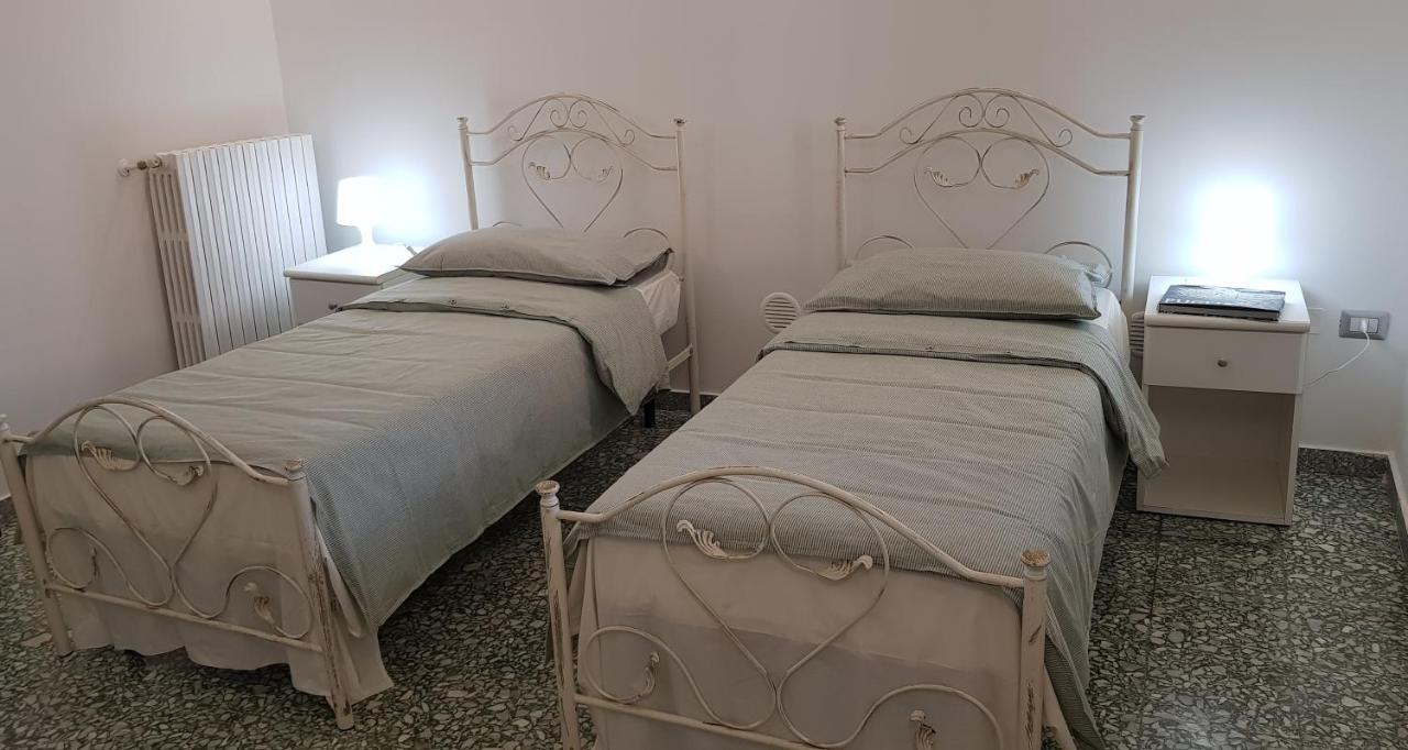 Ferienwohnung Il Cortile Segreto - Con Parcheggio Privato Lecce Exterior foto