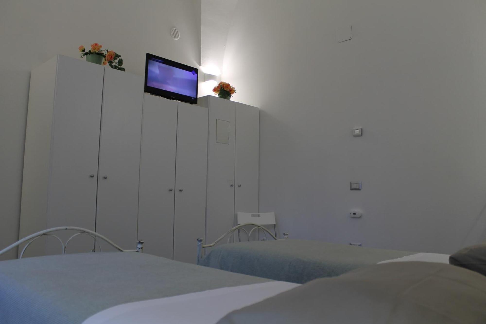 Ferienwohnung Il Cortile Segreto - Con Parcheggio Privato Lecce Exterior foto